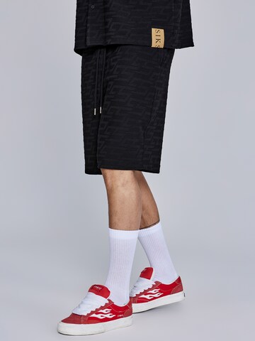 SikSilk Regular Trousers in Black