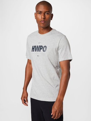 NIKE Funkcionalna majica 'HWPO' | siva barva: sprednja stran