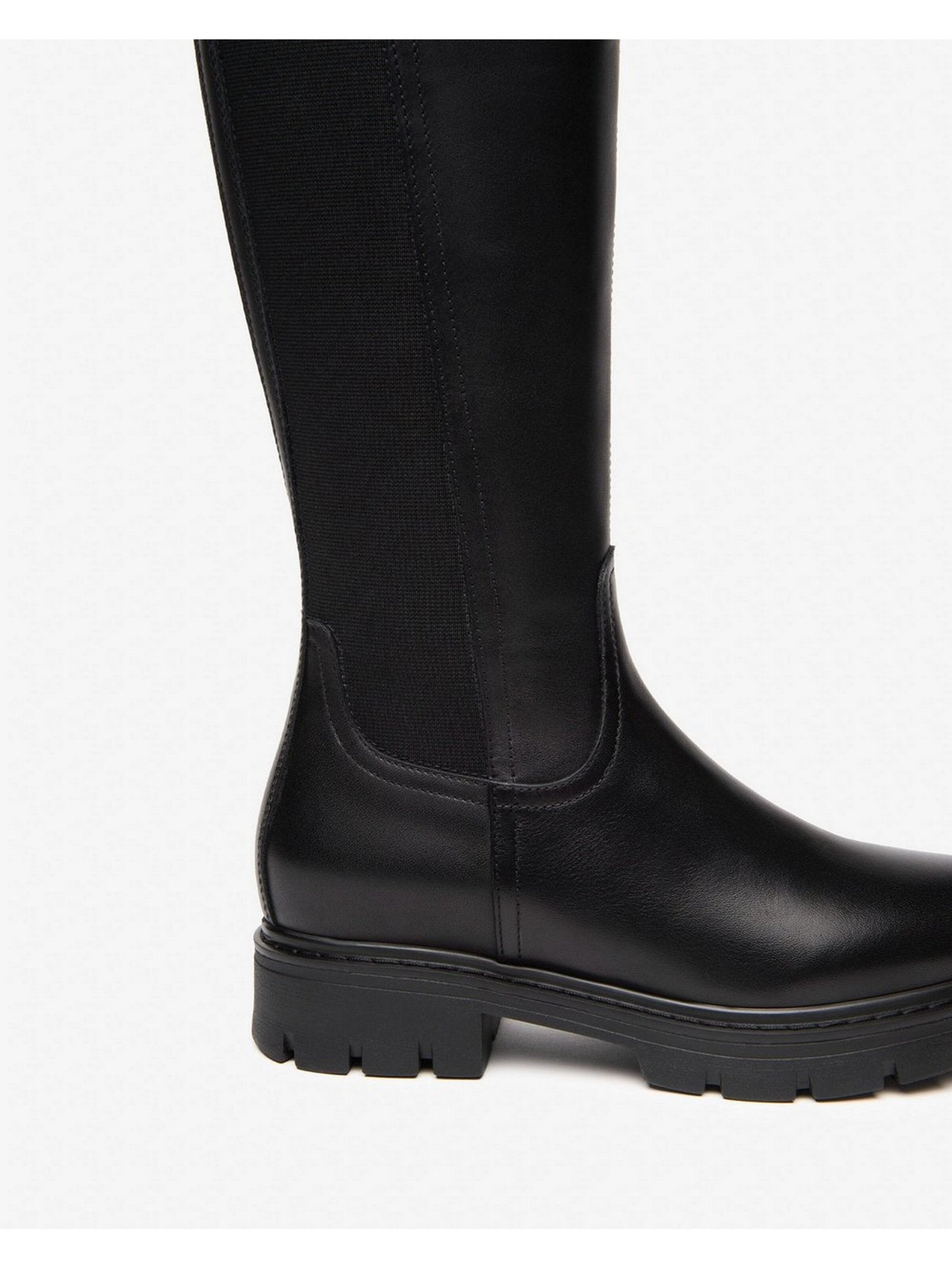 Boots di Nero Giardini in nero