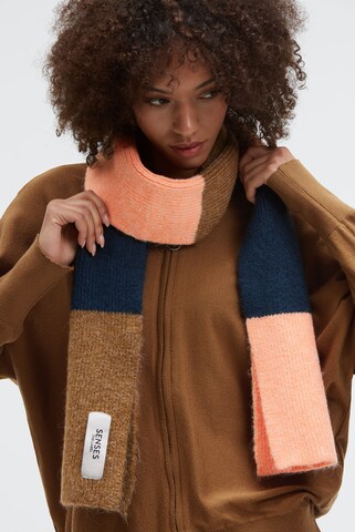 SENSES.THE LABEL Scarf in Blue