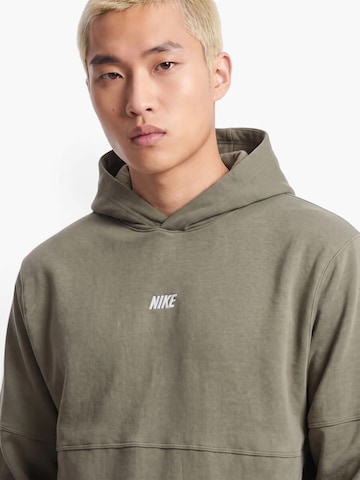 Bluză de molton 'Club' de la Nike Sportswear pe verde