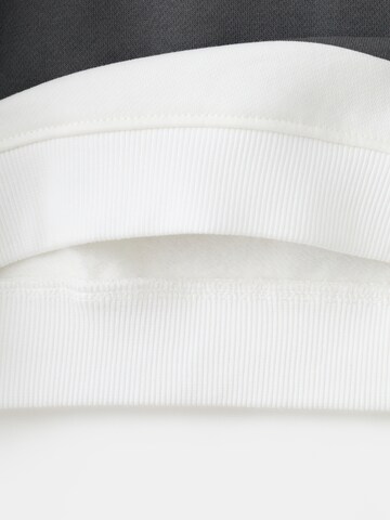 MANGO KIDS Sweatshirt 'PAUL' in Grau