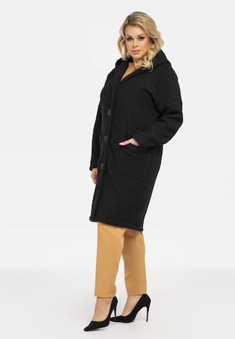 Karko Between-Seasons Coat in Black