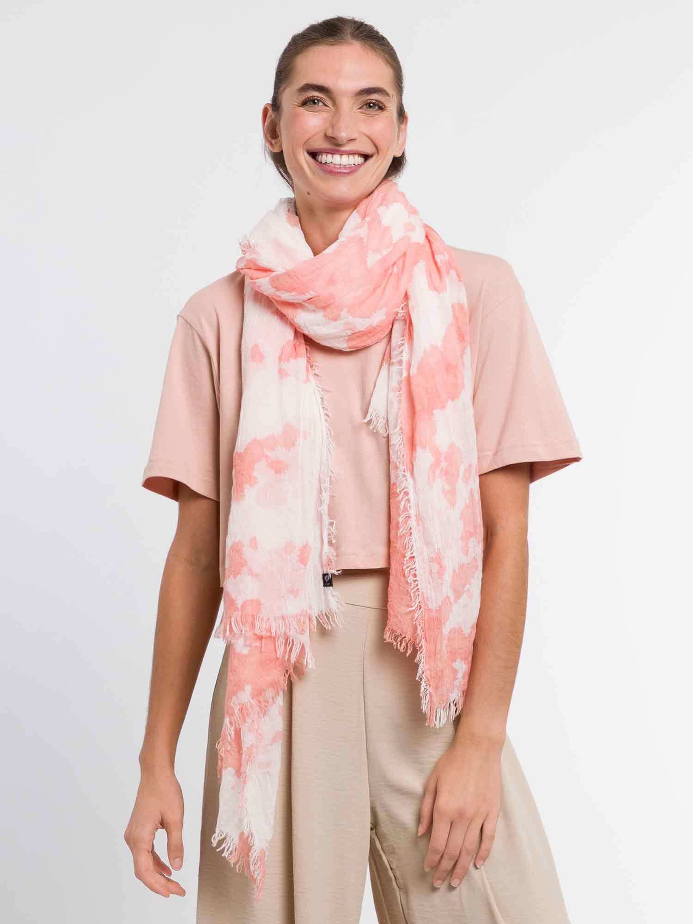 FRAAS Scarf in Red: front