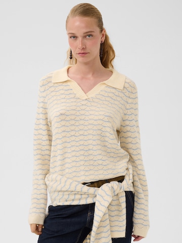 CULTURE Sweater 'CUAmera Julietta' in Yellow: front