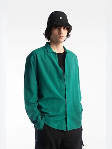 Regular fit Camicia di Giesto in verde: frontale