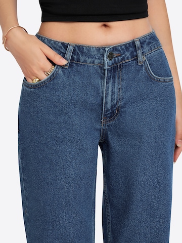 Imily Bela Tapered Jeans in Blau