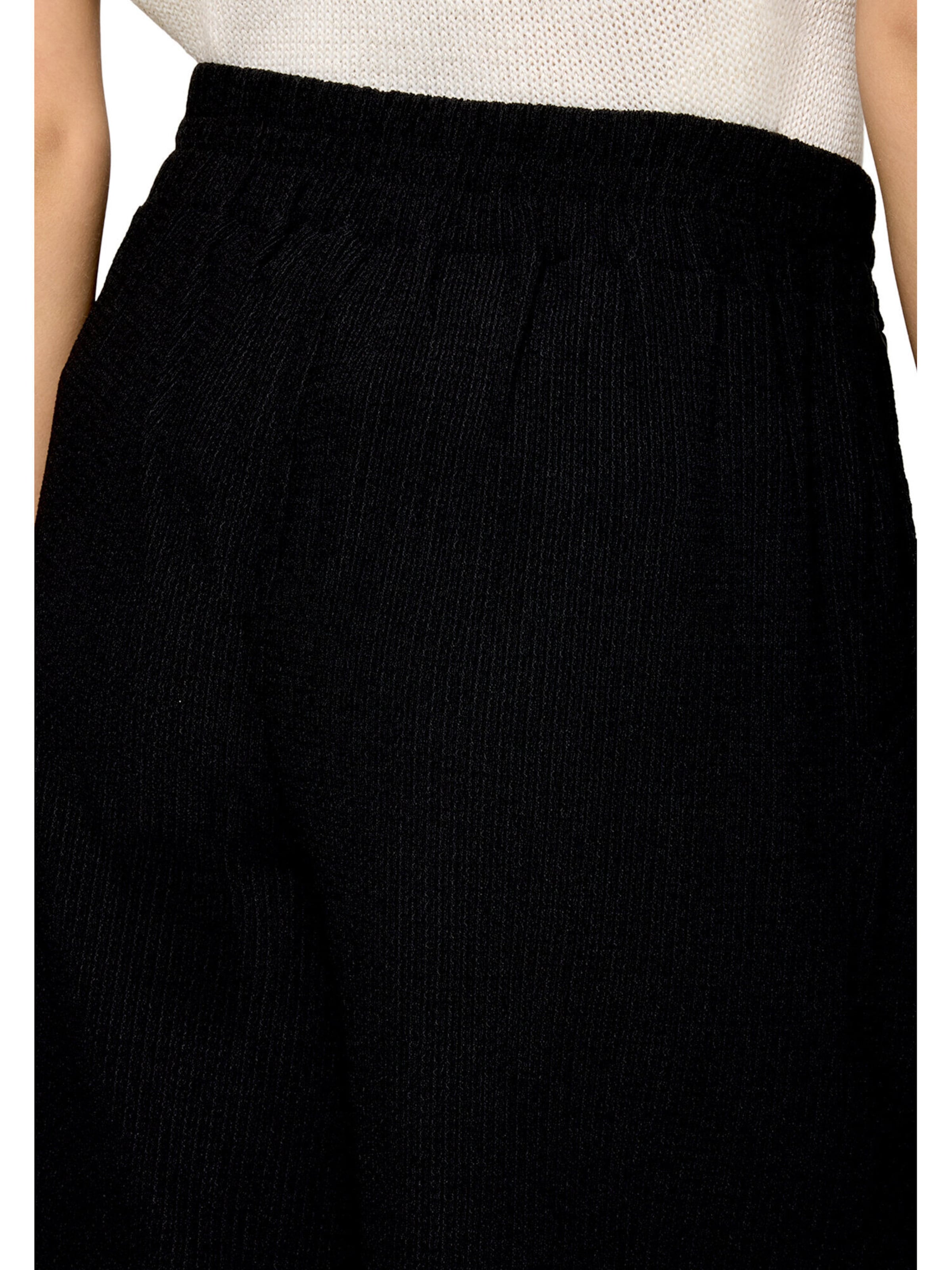 Loosefit Pantaloni di Betty Barclay in nero