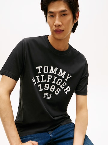 Maglietta 'ARCH' di TOMMY HILFIGER in nero