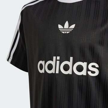 ADIDAS ORIGINALS T-Shirt 'Adicolor' in Schwarz