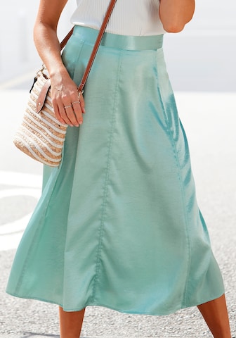 LASCANA Skirt in Green: front