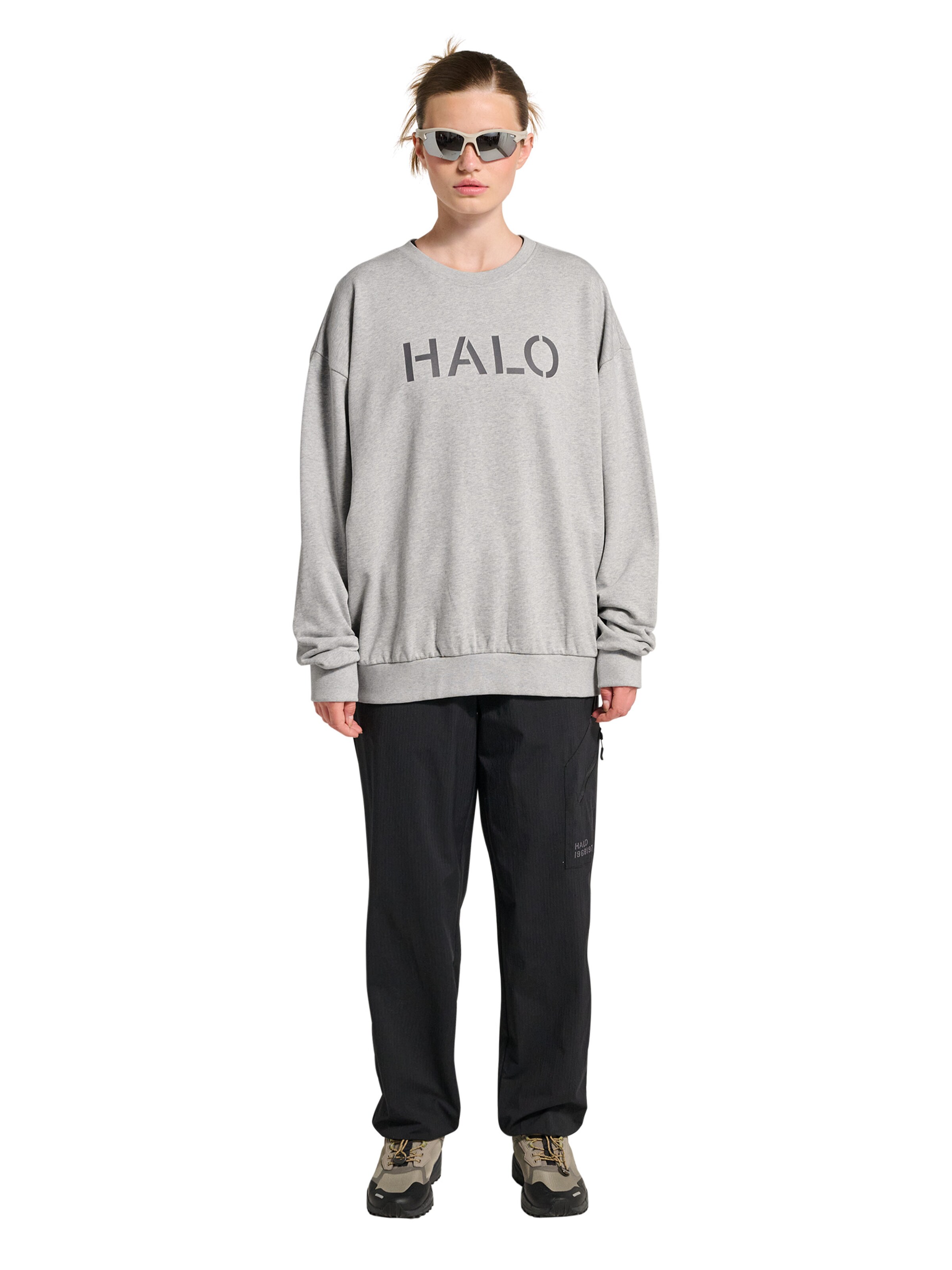 HALO Sweatshirt in Grey: front