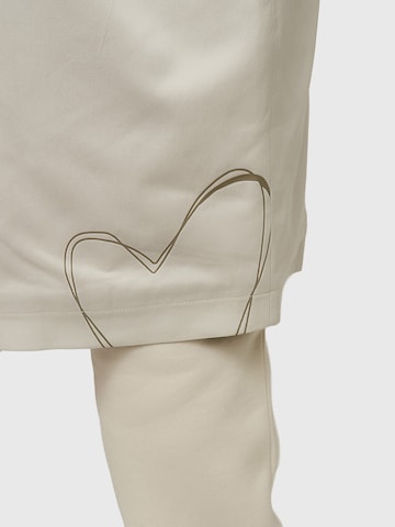 THE ODDS Tussenjas 'Trench Coat / LMTD Edition' in Beige