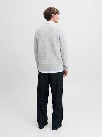 JACK & JONES - Jersey 'JPRBLasimon' en gris