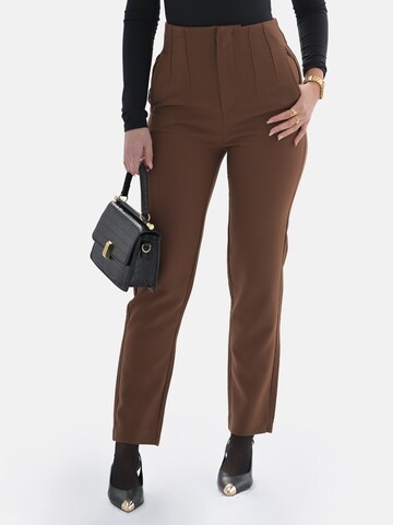regular Pantaloni 'Leafletic Women’s Long Pant' di LEAFLETIC in marrone