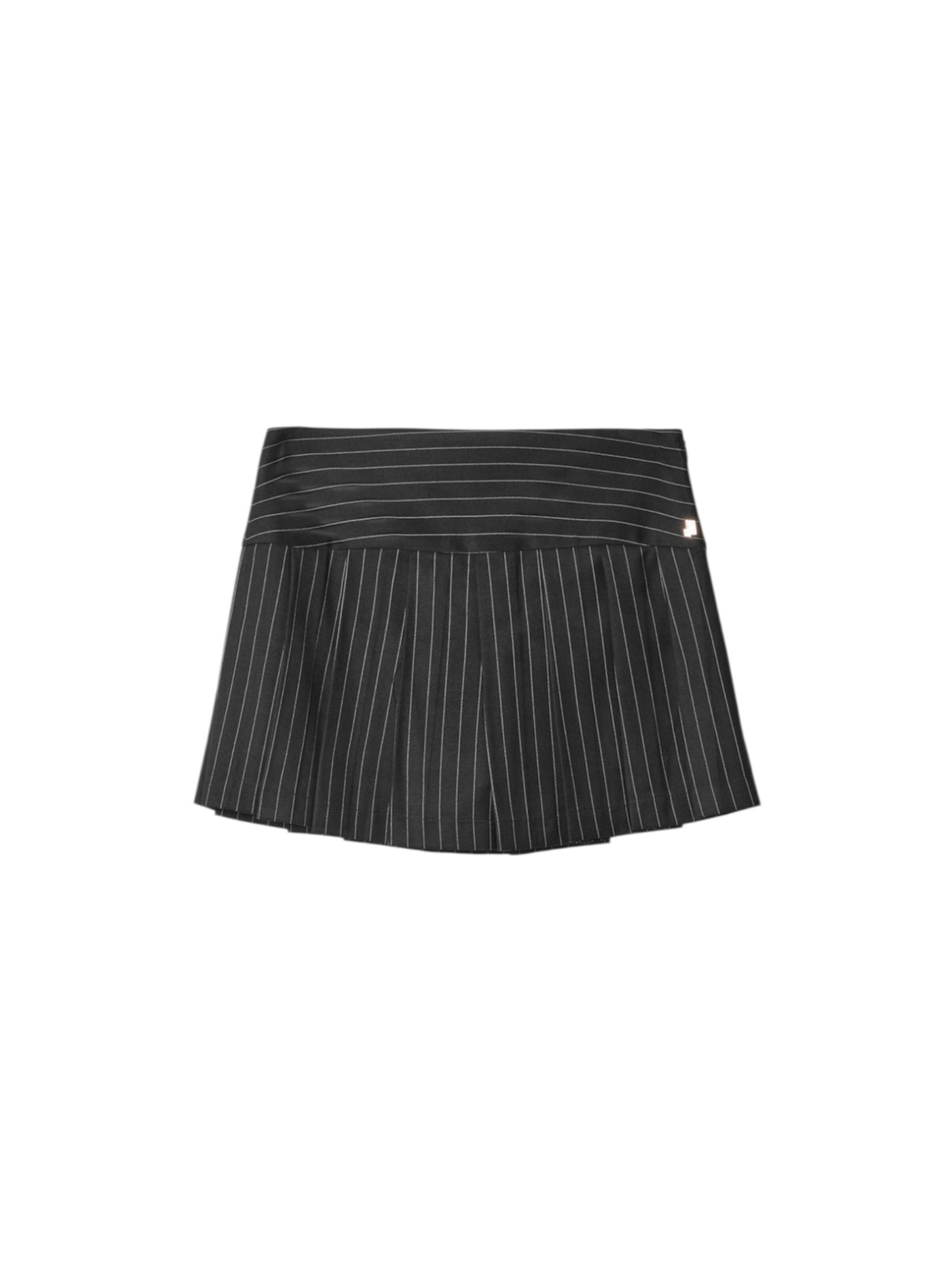 HINNOMINATE Skirt in Black: front