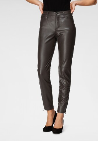 MAC Slimfit Broek in Bruin: voorkant