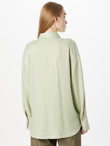 NA-KD Blouse in Green