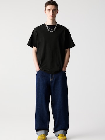 Pull&Bear T-shirt i svart