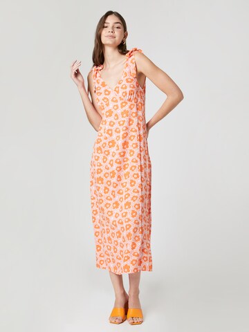 florence by mills exclusive for ABOUT YOU - Vestido 'Golden Hour' em laranja: frente