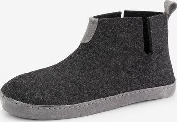 Travelin Slippers 'Stay-Home' in Grey: front