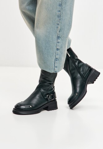 CESARE GASPARI Boots in Zwart