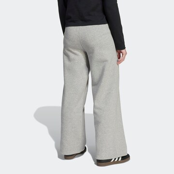 ADIDAS ORIGINALS Wide leg Pants in Grey