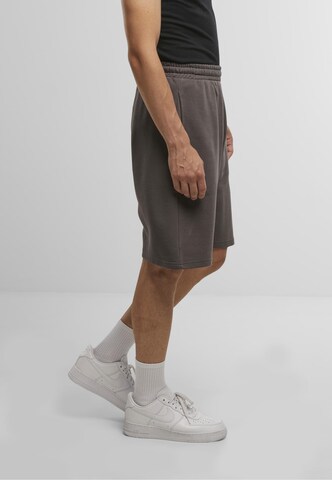 regular Pantaloni sportivi 'Buzzer' di Ecko Unlimited in grigio