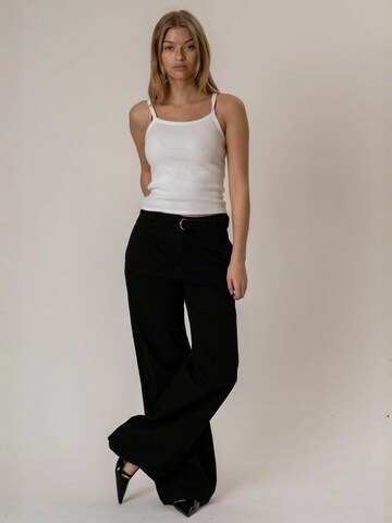 It's May Top ' Alba ' in White