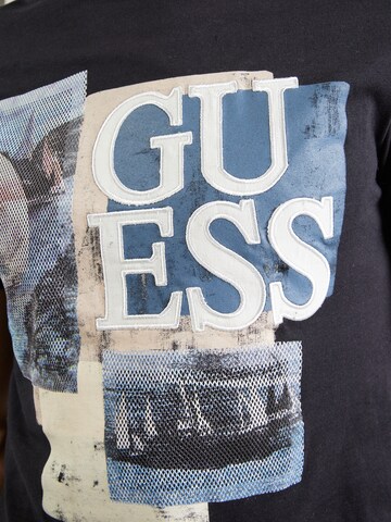 Maglietta 'SAIL BOAT' di GUESS in nero