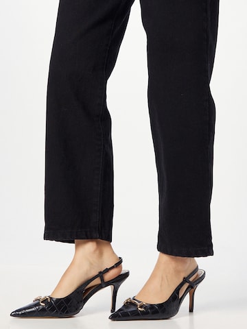 Nasty Gal Regular Jeans in Black