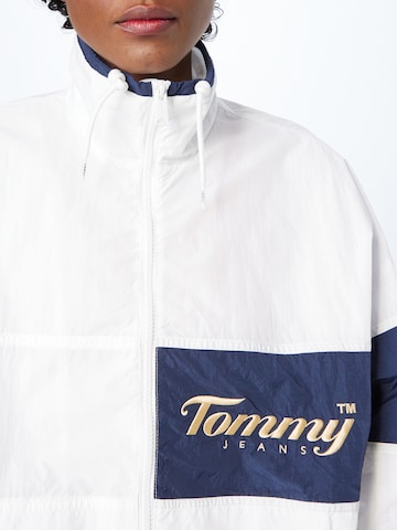 Tommy Jeans Kurtka przejściowa w kolorze biały