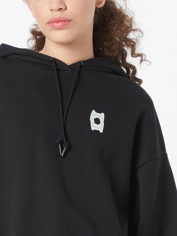 PUMA Athletic Sweatshirt 'Pivot' in Black