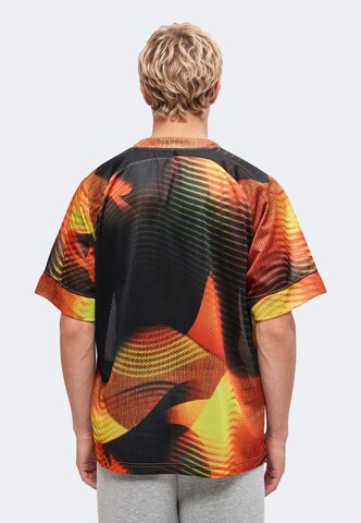 UNDER ARMOUR - Camiseta funcional en negro
