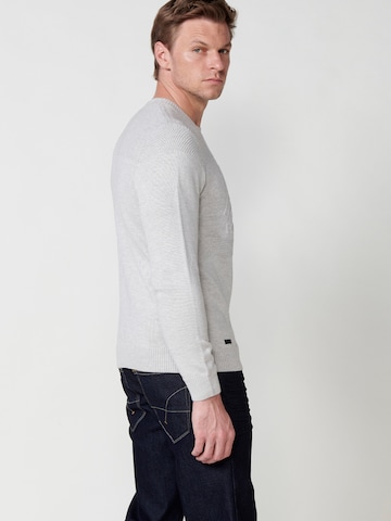 Pull-over KOROSHI en blanc