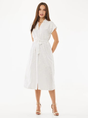 MEXX - Vestido camisero en blanco: frente