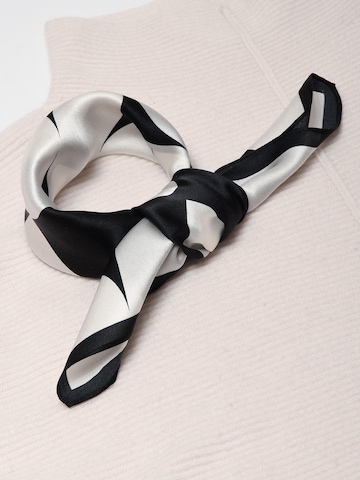 Sciarpa 'Seidentuch Geometrie  schwarz weiß' di MayTree in nero