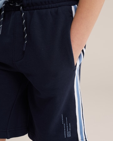 WE Fashion Regular Housut värissä sininen