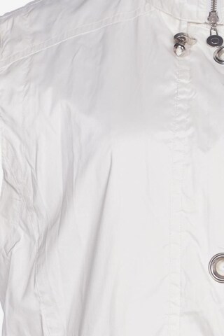 Madeleine Vest in 4XL in White