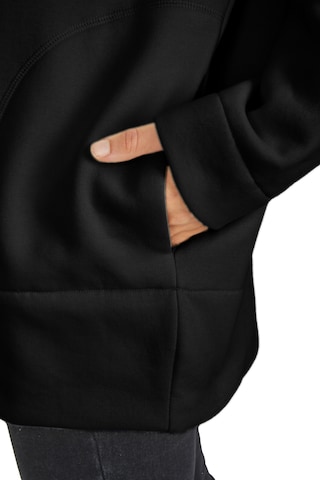 Vestino Sweatshirt in Black