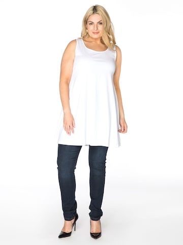 YOEK Top in White