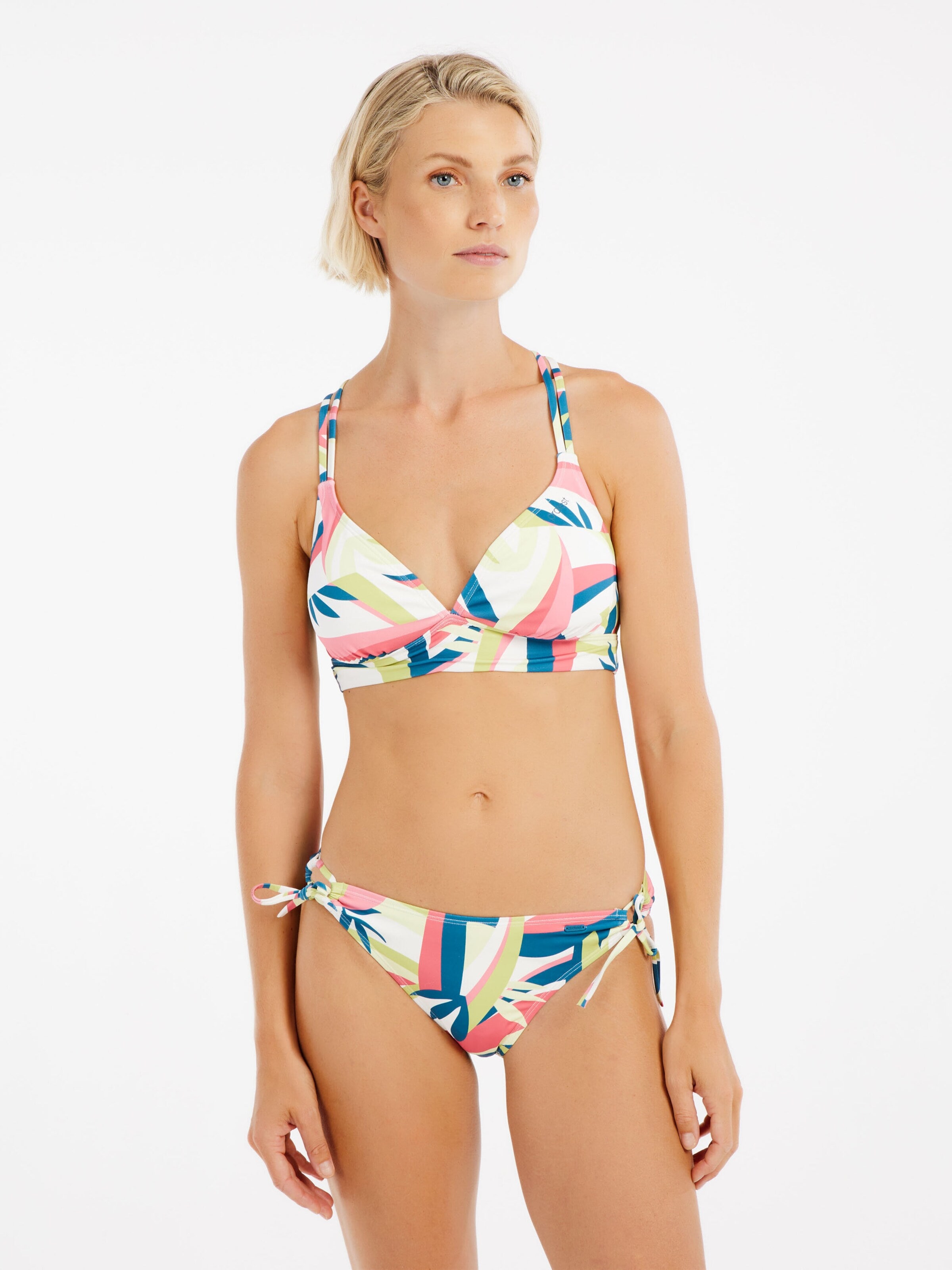 PROTEST Triangle Bikini 'PRTGracia' in Pink: front