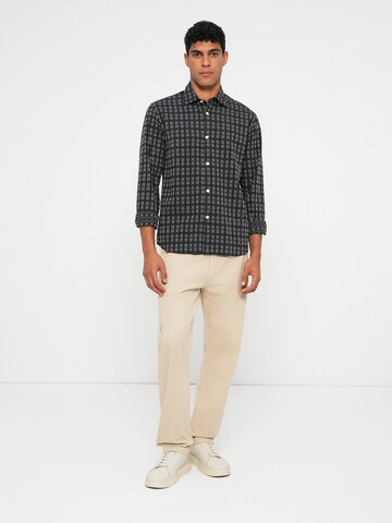 SELECTED - Ajuste regular Camisa 'SLHREGHUNTER' en negro