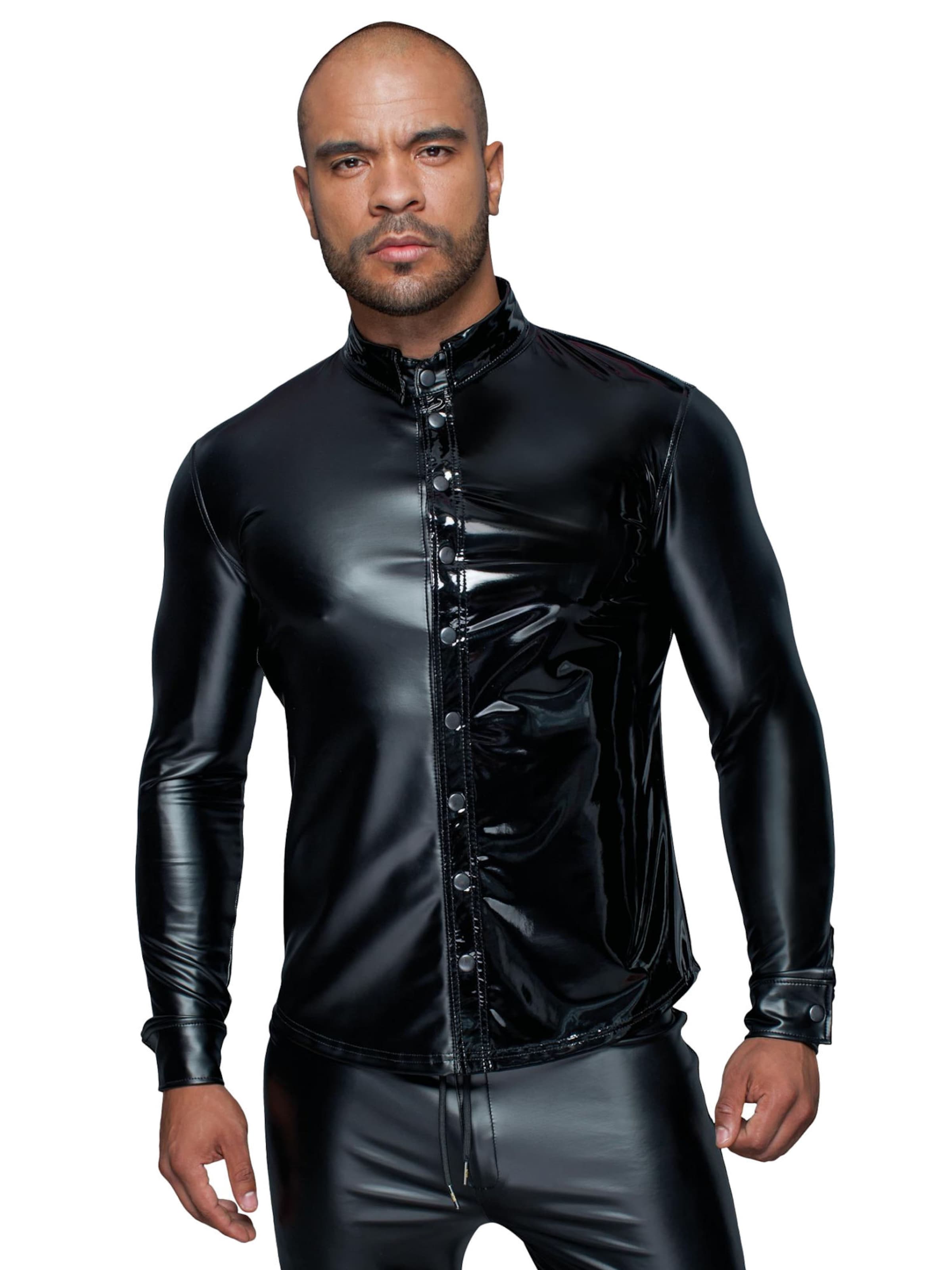 Noir Handmade Shirt 'Wetlook-Hemd H064' in Black: front