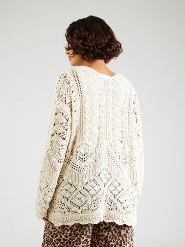 Vero Moda Curve Strickjacke 'VMCKenia' in Beige
