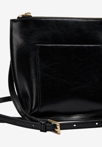 RISA Handbag in Black