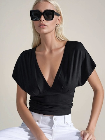 Hiccup Shirt in Black