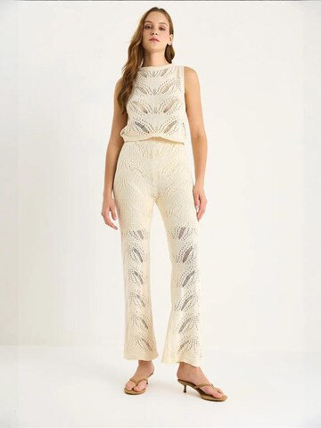 Pantalons de tailleur Bianco Lucci en beige