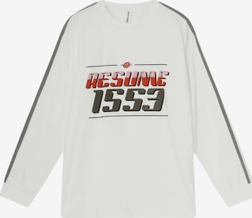 Résumé Neulepaita ' KorbinRS ' värissä valkoinen: etupuoli