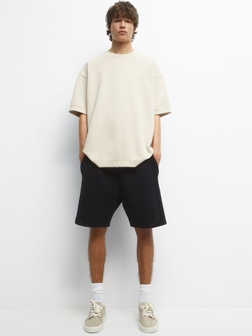 Pull&Bear Loosefit Shorts in Schwarz